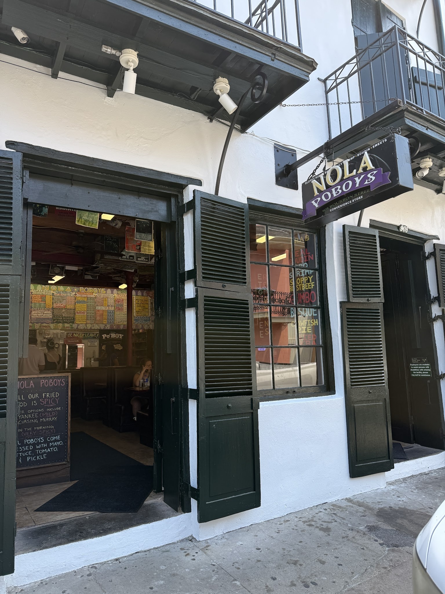 NOLA Poboys